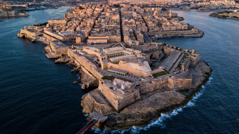 Fort_st_elmo_fortification_valetta_malta